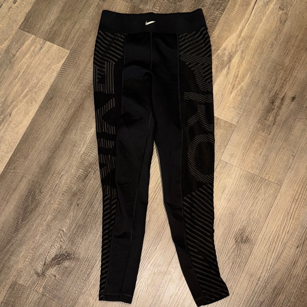 Nike Pro Therma-FIT ADV High-Waisted Leggings